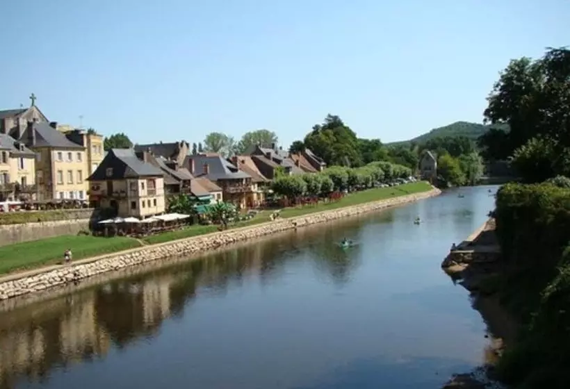 Hotelli Camping La Garenne