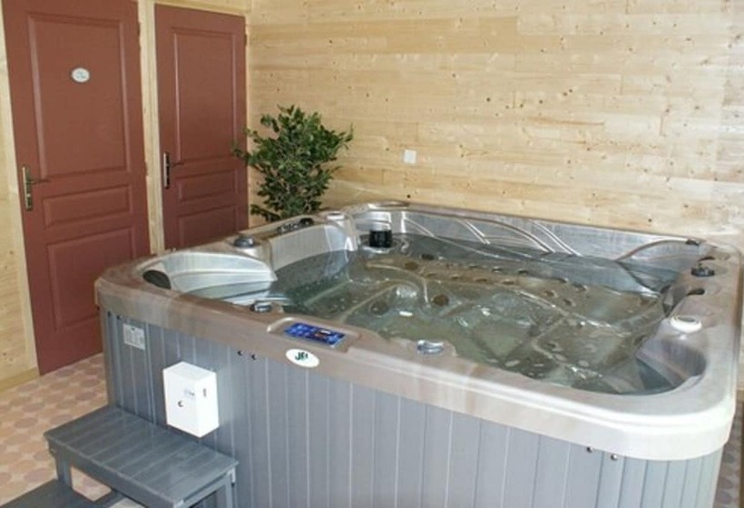 בית מלון כפרי Camping La Garenne