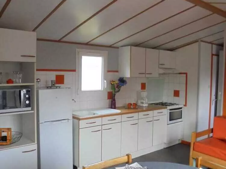 Hotelli Camping La Tentation