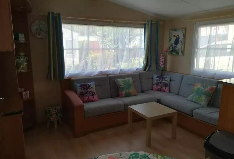 Hotelli Camping La Tentation