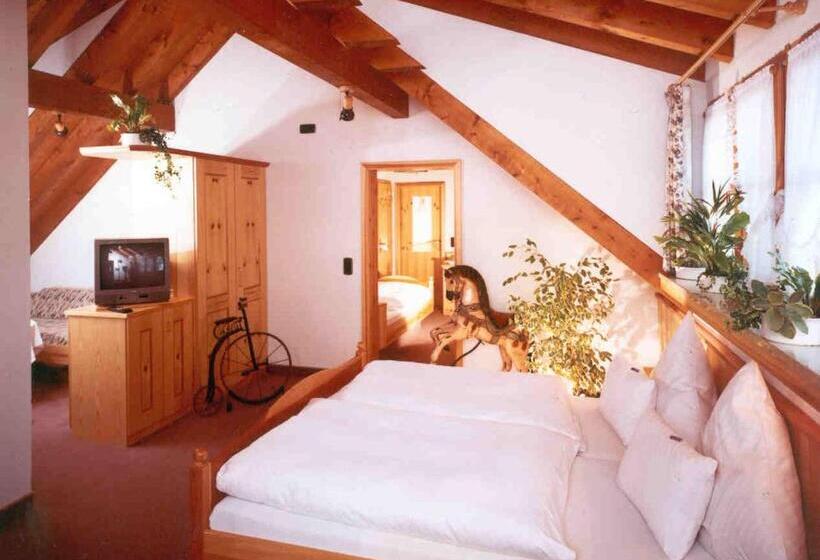 בית מלון כפרי Erlebnisgastronomie Lochmuhle