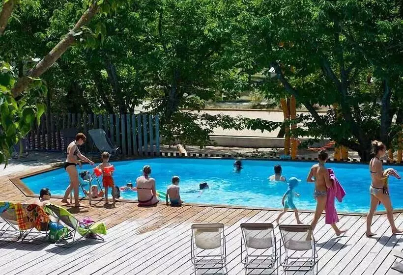 ホテル Huttopia Le Moulin