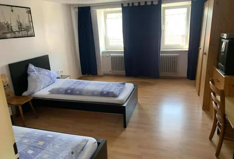 Hotelli Landgasthaus Klosterhof