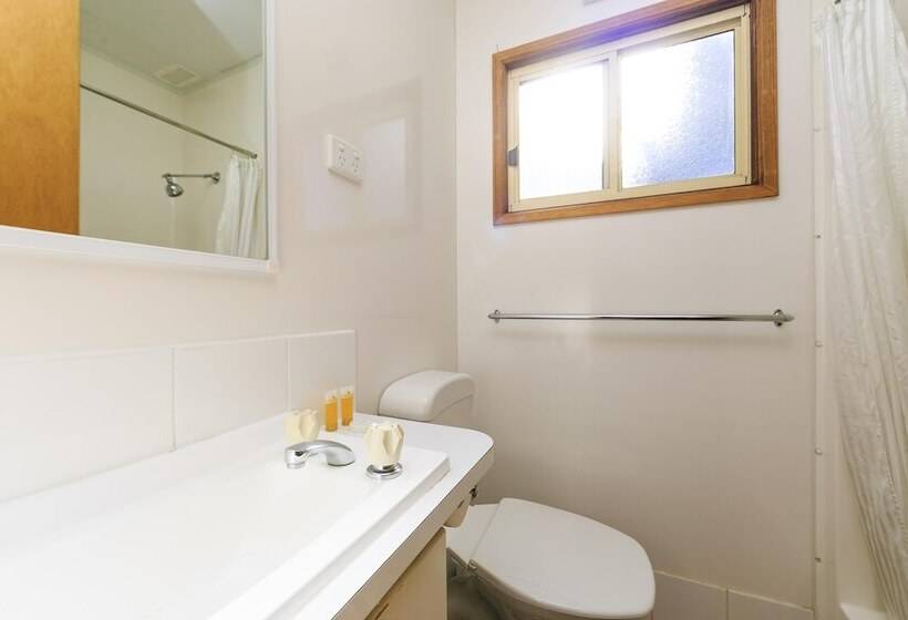 فندق Reflections Burrinjuck Waters Holiday Park