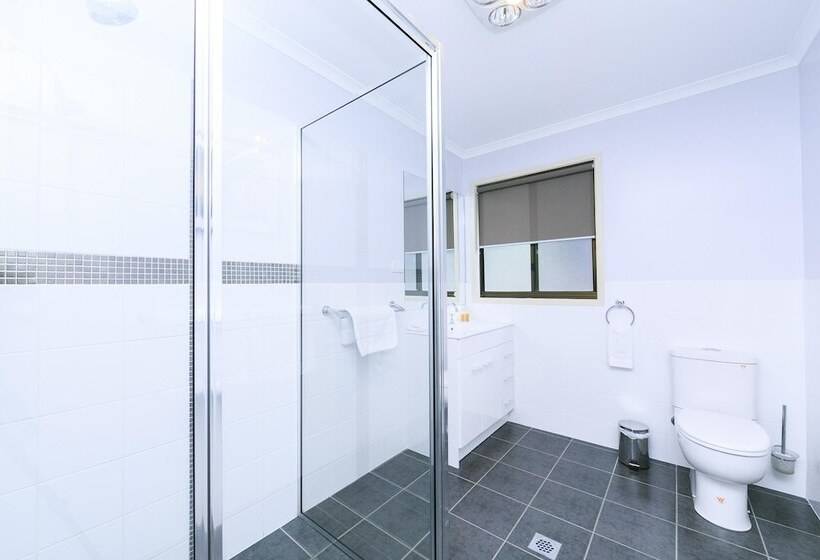 فندق Reflections Burrinjuck Waters Holiday Park