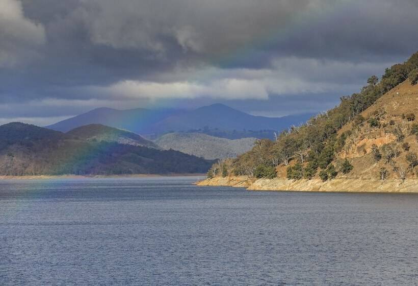 فندق Reflections Burrinjuck Waters Holiday Park