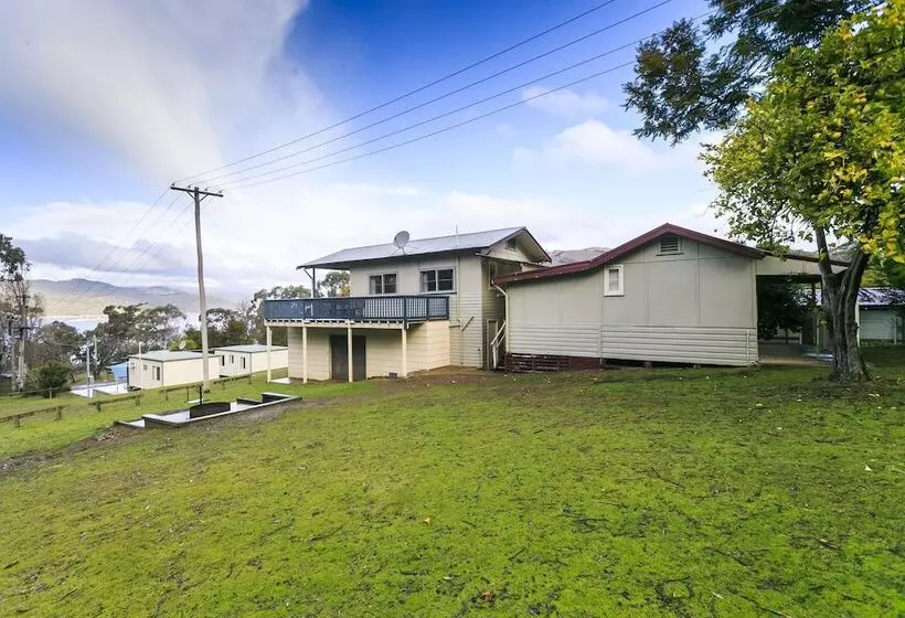 ホテル Reflections Burrinjuck Waters   Holiday Park