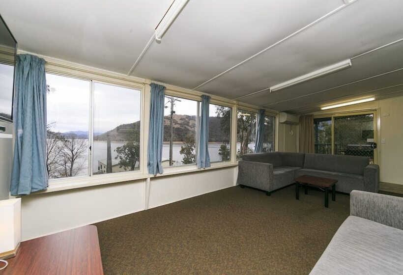 فندق Reflections Burrinjuck Waters Holiday Park