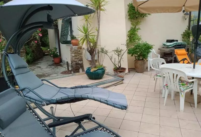 Maaseutuhotelli Il Rifugio Di Artemide Agriturismo