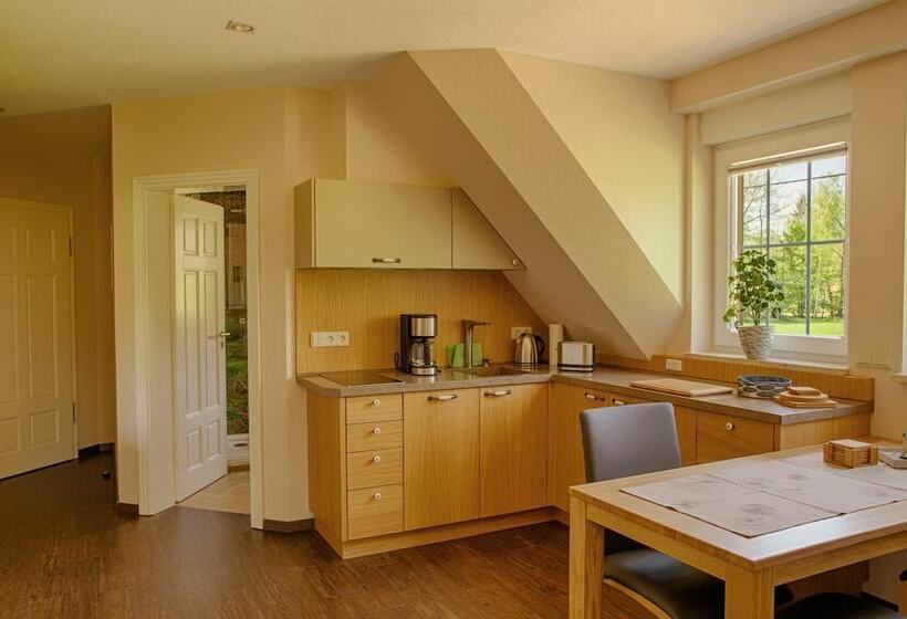 Отель Schrebenza Apartments & Natur