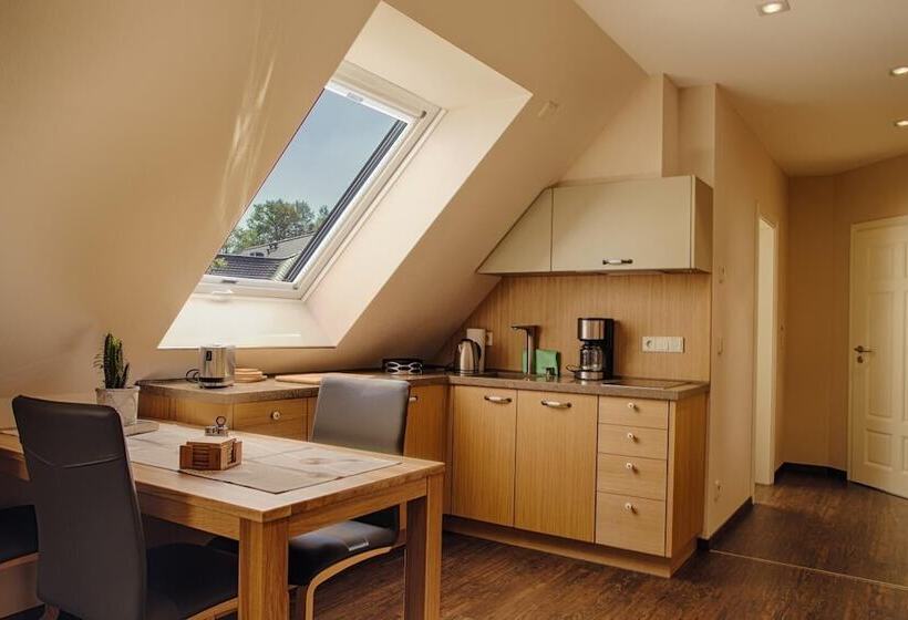 Отель Schrebenza Apartments & Natur