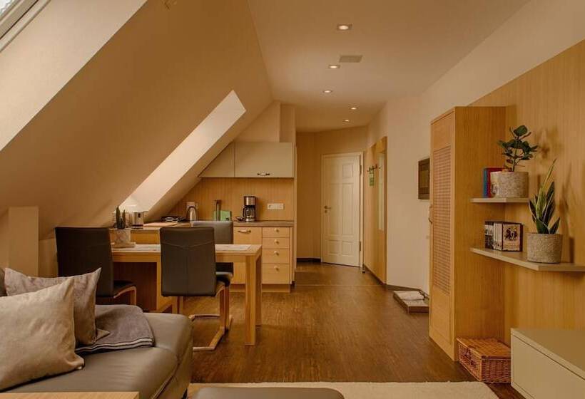 Отель Schrebenza Apartments & Natur