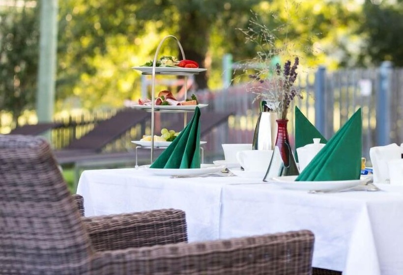 Отель Schrebenza Apartments & Natur