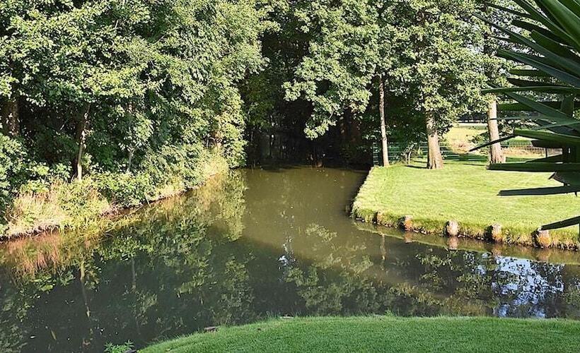 Отель Schrebenza Apartments & Natur