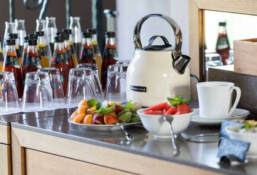 Отель Schrebenza Apartments & Natur