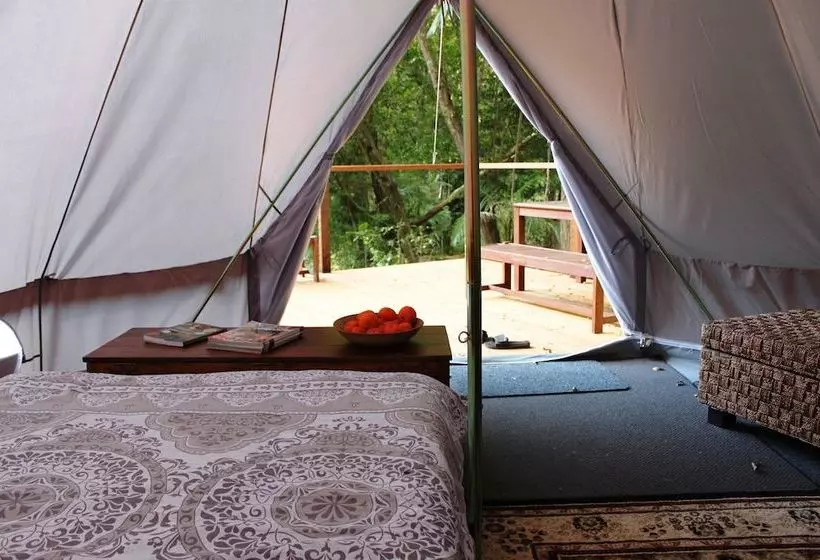 Hotelli Stonehouse Farm Glamping