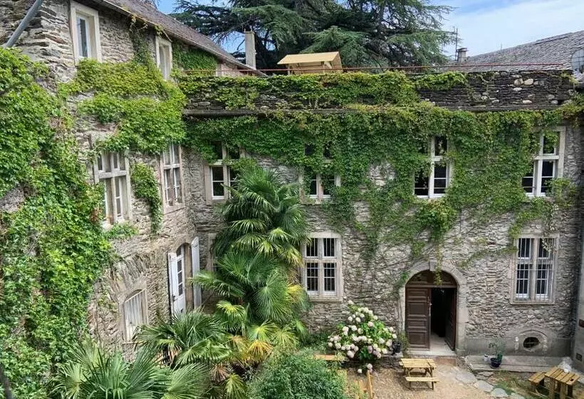 Majatalo Le Château De Cambiaire