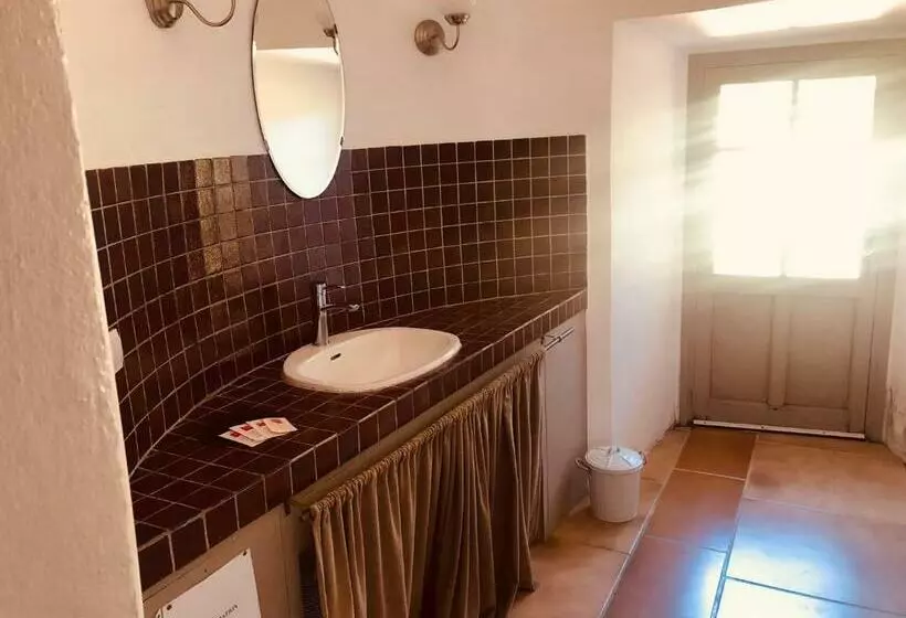 Majatalo Le Château De Cambiaire