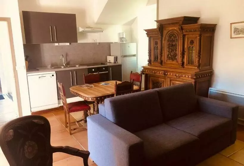 Majatalo Le Château De Cambiaire