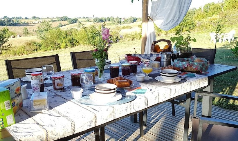 膳宿费 Le Chat Lait