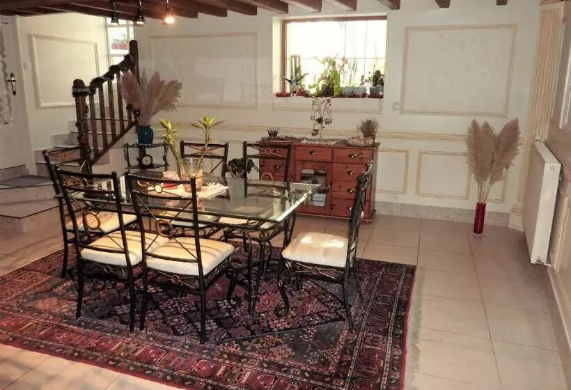 ペンション Le Relais De La Cure