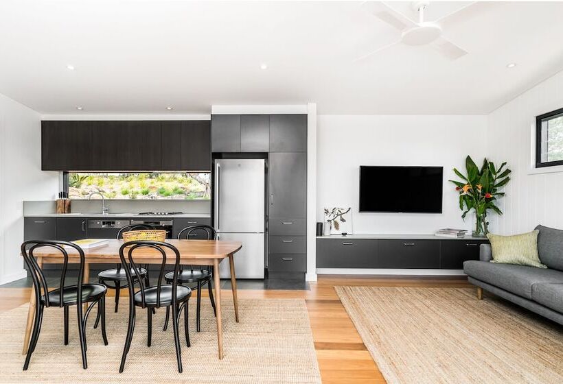 Your Luxury Escape Carinya Cottage 3