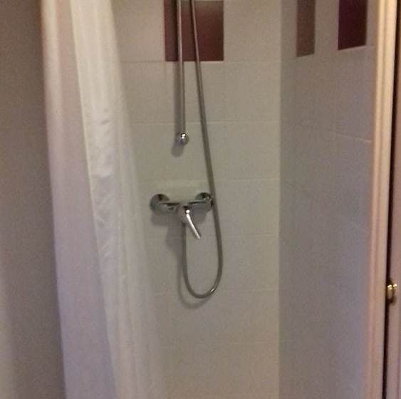 צימר Auberge De La Tour