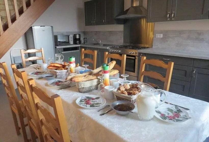 Aamiaismajoitus (B&B) Les Chambres De La Mare Aux Saules