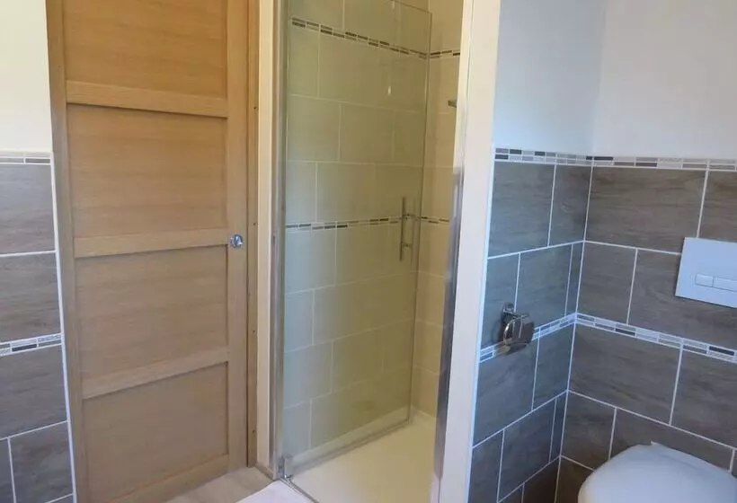 Aamiaismajoitus (B&B) Les Chambres De La Mare Aux Saules