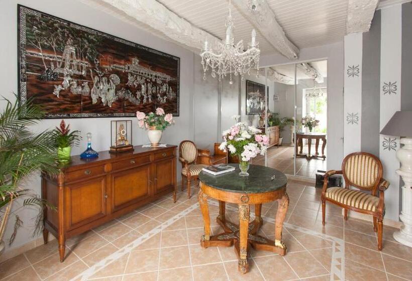 Bed and Breakfast Chambres D Hotes  Les Palmiers