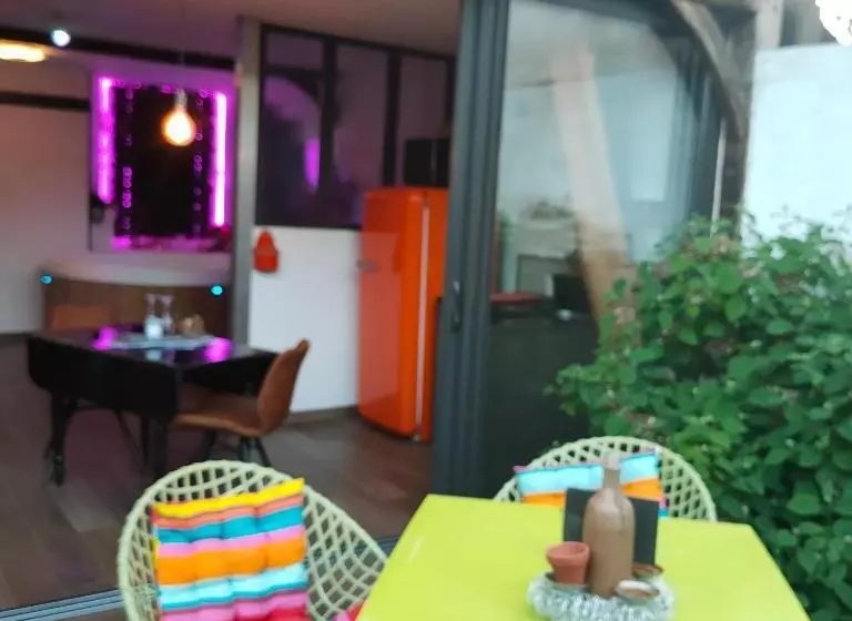 Aamiaismajoitus (B&B) Les Aires En Scènes Au Bord De L Eau