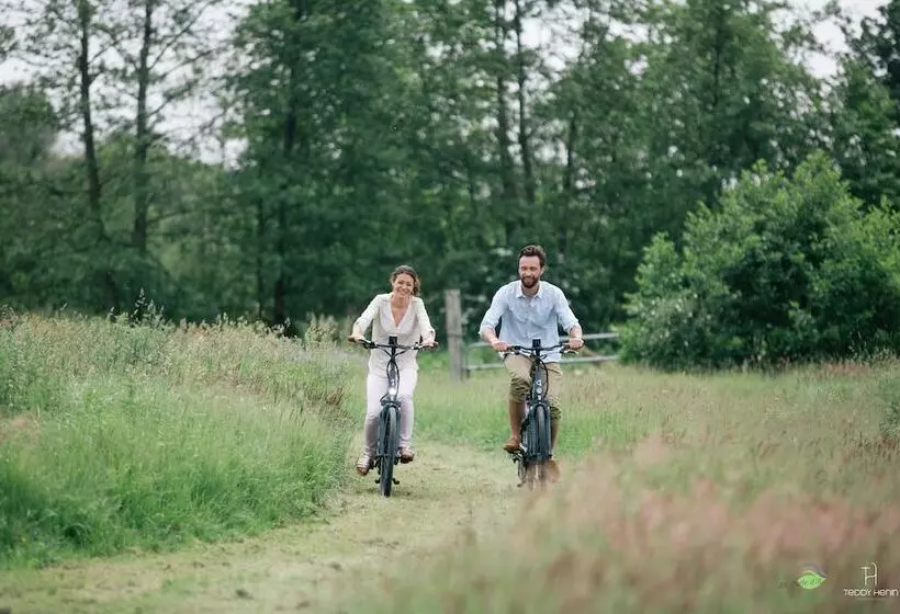 Aamiaismajoitus (B&B) Les Aires En Scènes Au Bord De L Eau
