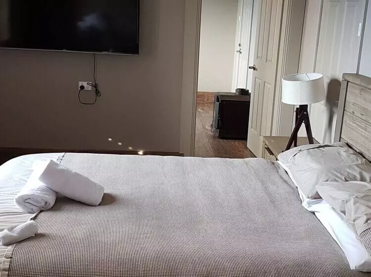 Hampton Halfway Hotel Motel