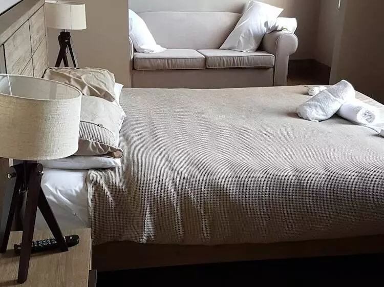 Hampton Halfway Hotel Motel