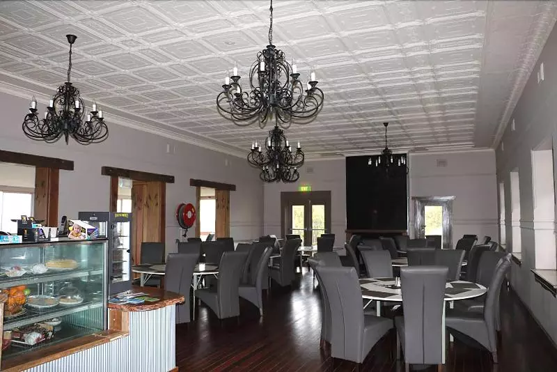 Hampton Halfway Hotel Motel