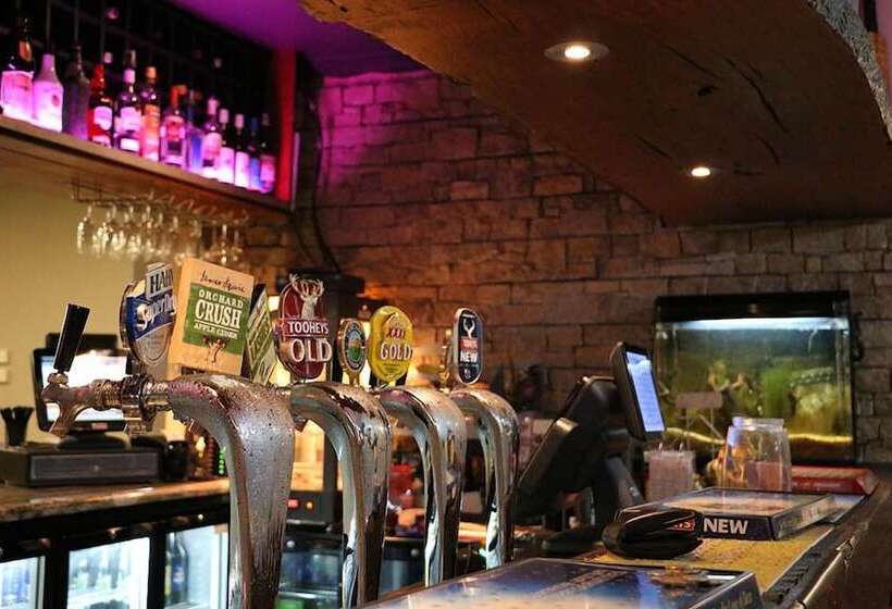 Hampton Halfway Hotel Motel