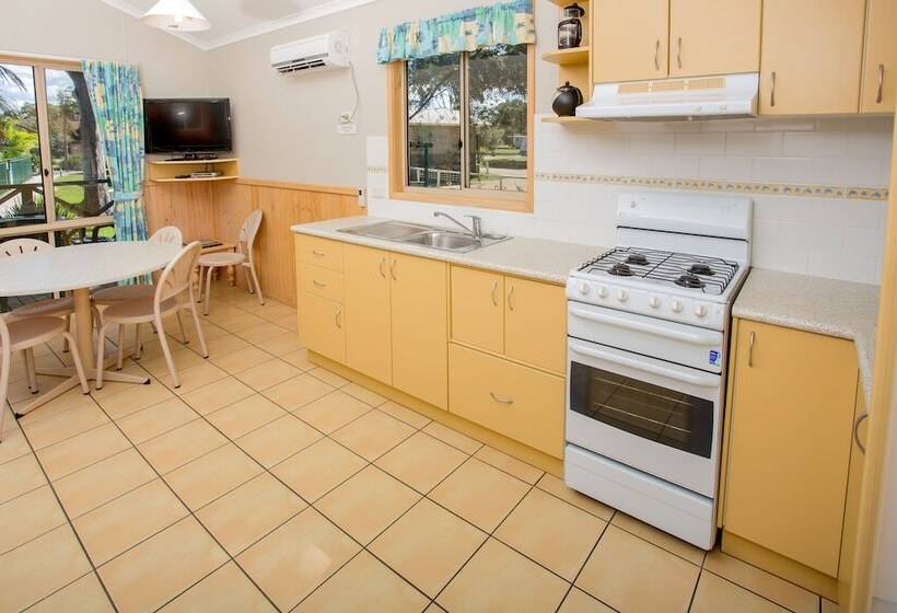 Hotel Big4 Moruya Heads Easts Dolphin Beach Holiday Park