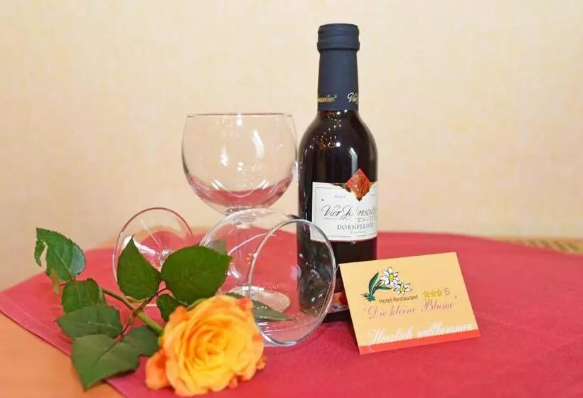 Hotelli Die Kleine Blume