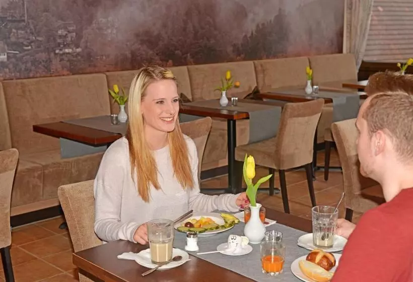 Hotelli Die Kleine Blume