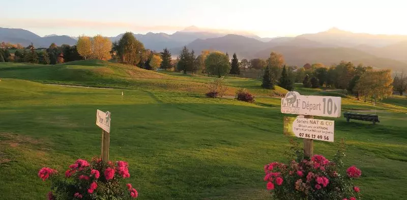 Hotelli Domaine Du Golf Country Club De Bigorre