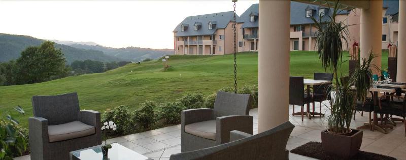 Отель Domaine Du Golf Country Club De Bigorre