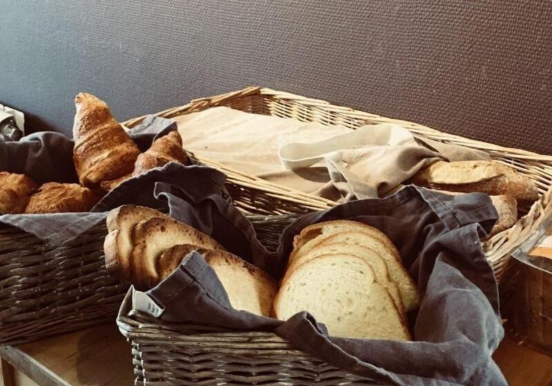 Отель Domaine Du Golf Country Club De Bigorre