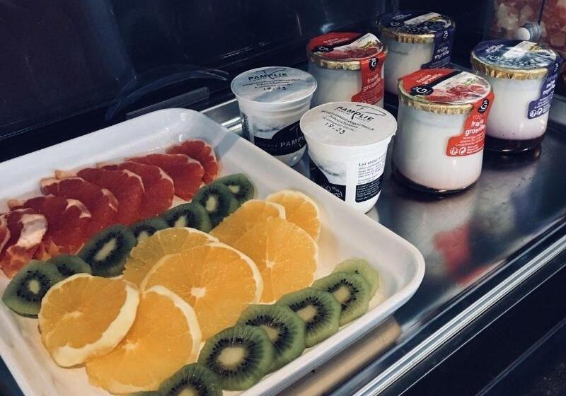 Отель Domaine Du Golf Country Club De Bigorre