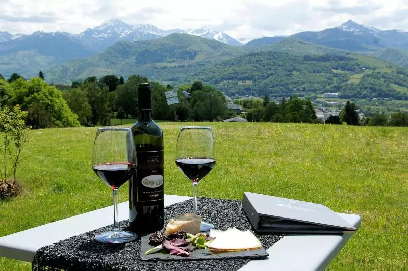 Hotelli Domaine Du Golf Country Club De Bigorre