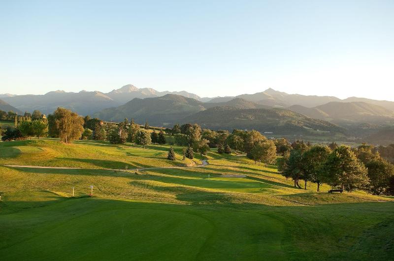 Отель Domaine Du Golf Country Club De Bigorre