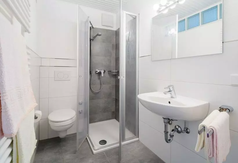 Hotelli Pension Haus Anny