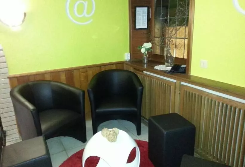 Hotelli Pension Haus Anny