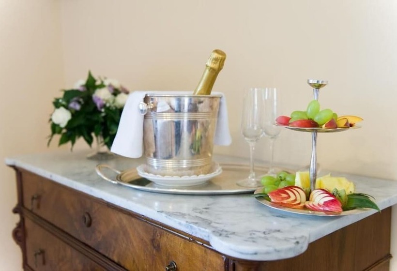 田舎風ホテル La Vecchia Torre