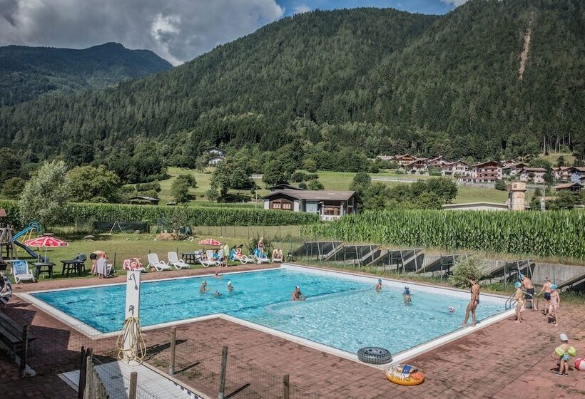 Szálloda Sarca Lodge Val Rendena