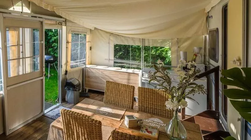 Les Cabanes De Warincthun